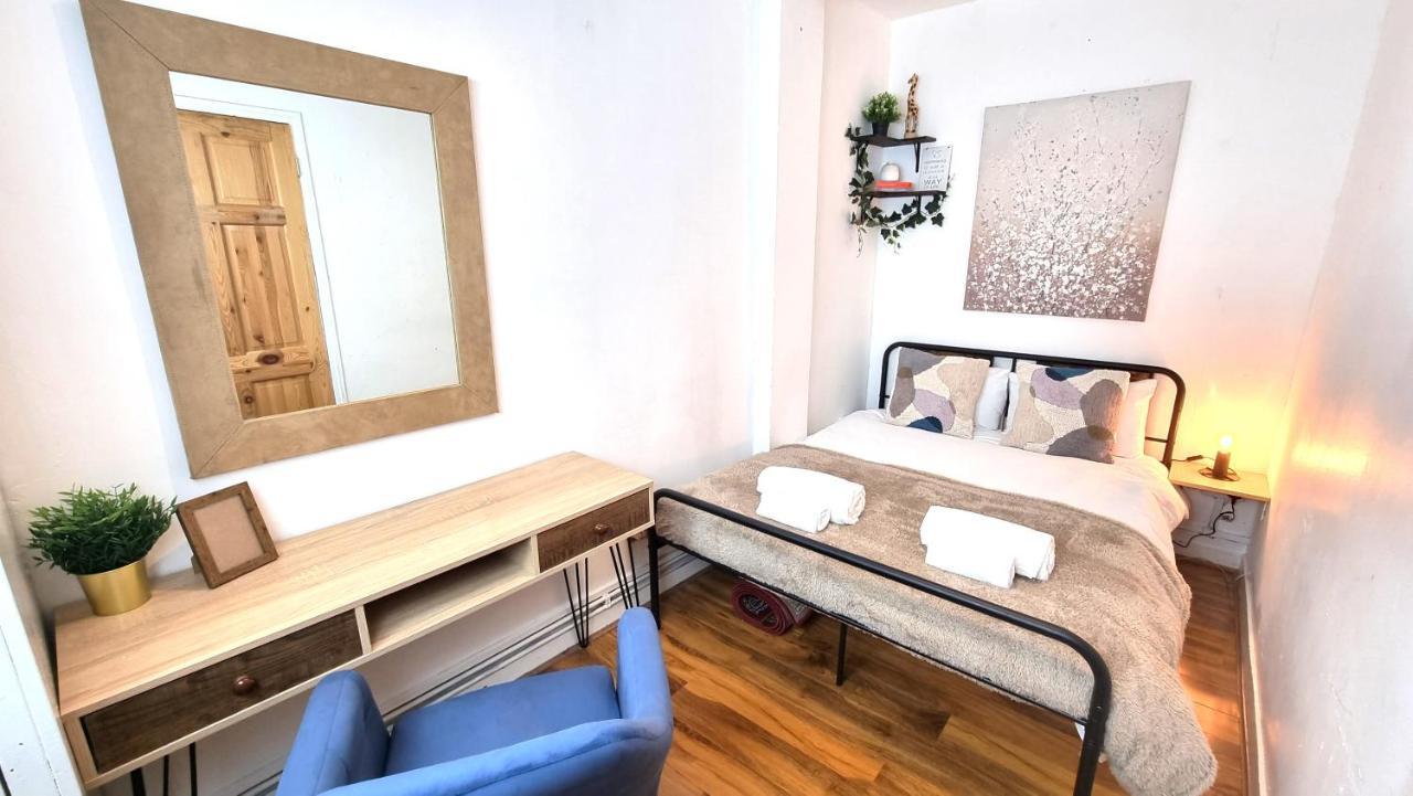 Ferienwohnung 3 Bed Flat O2 Arena Dyson House London Exterior foto